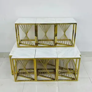 Tavolino da caffè quadrato in acciaio dorato in stile moderno 1 + 4 set tavolino con piano in marmo per soggiorno di casa