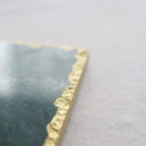 Planche à <span class=keywords><strong>fromage</strong></span> en marbre <span class=keywords><strong>italien</strong></span> naturel vert de forme carrée 20x20 cm avec bord doré, directement de l'usine - Product Image 6