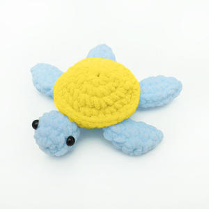 Voor Amazon Dezelfde Hand Gehaakt Afgewerkt Product Wollen Haakmateriaal Schildpadzak Met Pp Katoenen Vulling Dekbed Met Gewassen - Product Image 2