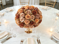 Centre de table en forme de boule de fleurs de rose en soie terracotta orange brûlé de style Maillard, durable et de haute qualité, pour la décoration de table de mariage d'automne