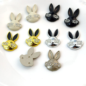 อุปกรณ์ตกแต่งเคสโทรศัพท์ DIY รูปกระต่ายประดับเพชร พลาสติกเรซิ่นชุบโลหะ ขนาดกลาง สำหรับงานประดิษฐ์ - Product Image 3