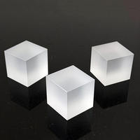 Cube en cristal givré, cadeaux souvenirs, presse-papiers en cristal