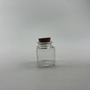 Großhandel 50ml Mini Quadratisches Klares Glas Gewürzglas 2oz Augentropfen Infusion Wunschflasche mit Korken für die Küche - Product Image 4