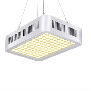 Venta caliente 300W 600W Hidroponía natural Espectro completo UV IR LED Grow Light para verduras. Semillas Boom Invernadero Granja Vertical para Bloom - Product Image 1