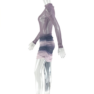 Produits tendance 2026 Robe <span class=keywords><strong>femme</strong></span> à col haut manches longues <span class=keywords><strong>dégradé</strong></span> de couleur sexy en maille plissée moulante courte décontractée d'été - Product Image 4