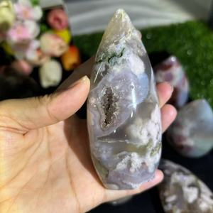 Adorno de ágata de flor <span class=keywords><strong>verde</strong></span> de cristal Natural Kindfull tallado a mano Fengshui <span class=keywords><strong>cuarzo</strong></span> tallado para decoración del hogar - Product Image 6
