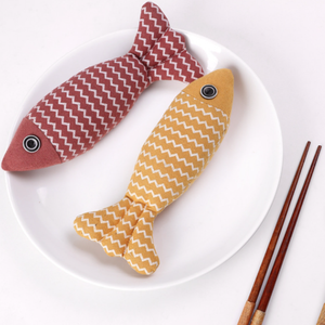 Recién llegado, juguete para masticar mascotas en forma de pez, juguete para gatos de hierba gatera con muñeca de arpillera para gatos, juguetes para masticar mascotas de mordida dura - Product Image 4