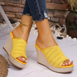 Sandales <span class=keywords><strong>compensées</strong></span> à enfiler pour femmes, confortables, jaune vif, en tricot respirant, à demi-couverture, avec semelle épaisse, style espadrille - Product Image 1