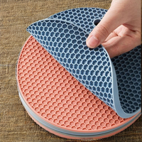 Tapis de table moderne en silicone rond de 17 cm, isolant, nid d'abeilles, pour table à manger