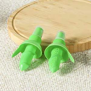 Dụng Cụ Sáng Tạo Nhà Bếp Bán Chạy Dụng Cụ Ép Trái Cây Bằng Tay Bình Xịt Chanh Trái Cây Bằng Nhựa - Product Image 4