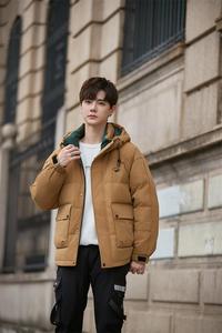 <span class=keywords><strong>Chaqueta</strong></span> de Invierno para <span class=keywords><strong>Mujer</strong></span>, Plateada, con Burbujas, <span class=keywords><strong>Brillante</strong></span>, Cuello Alto, Informal, con Cremallera, Acolchada, Negra, de Lujo, para Trabajar - Product Image 4