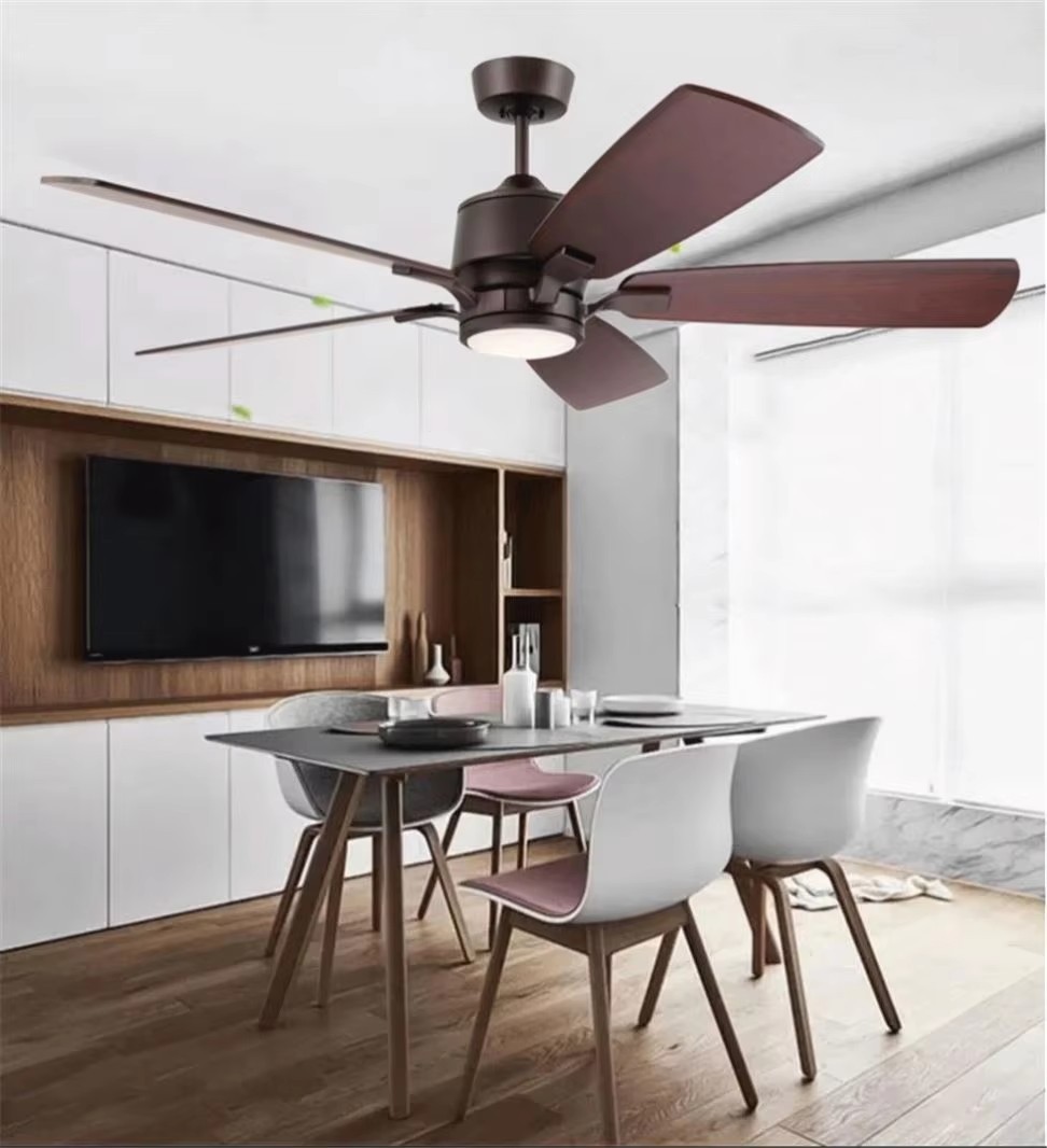 Newly Designed 52-inch Motor 10 Year Warranty Remote Control Iron Led Ceiling Lamp with Light