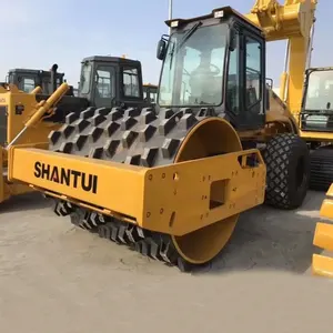 New Shantui SR14 14 Ton Hydraulic Vibratory Road Roller <b>Compactor</b> with diesel Engine Price for Sale - Product Image 3
