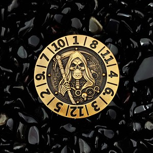 ชุดลูกเต๋าโลหะแกะสลัก 7-in-1 รุ่นใหม่ปี 2025 <span class=keywords><strong>ลูกเต๋า</strong></span>โพลีเฮดรัลแบบกลวง อุปกรณ์เสริมสำหรับเกม RPG <span class=keywords><strong>ลูกเต๋า</strong></span>หมุนสำหรับ DND ดันเจี้ยนแอนด์ดราก้อน ของขวัญสำหรับ DMS - Product Image 4