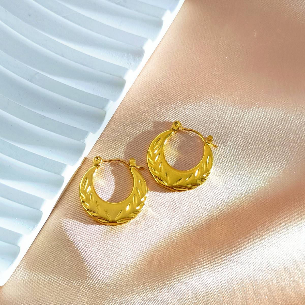 สไตล์ 1 ทอง