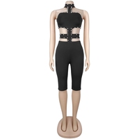 Combinaison Courte Femme Sexy à Épaules Dénudées, Col Halter Perlé, Couleur Unie, en Soie de Lait, Style Décontracté, Noir, Vente en Gros, Personnalisable