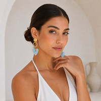 Anting Tusuk Lapis Emas Tekstur Retro Eropa dan Amerika Desain Hati Resin Bahan Stainless Steel untuk Wanita, Cocok untuk Pesta dan Sehari-hari