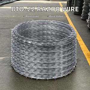 Fil barbelé <span class=keywords><strong>concertina</strong></span> galvanisé BTO-22 de 450 mm, prix usine, personnalisé pour clôtures de sécurité - Product Image 3