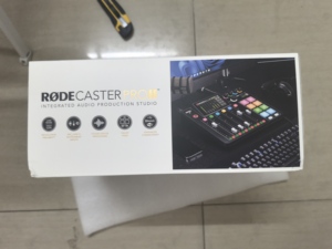<span class=keywords><strong>Console</strong></span> de mixage professionnelle <span class=keywords><strong>Rode</strong></span> Caster Pro II, carte son externe multicanal, mixeur pour enregistrement de chansons en direct - Product Image 4