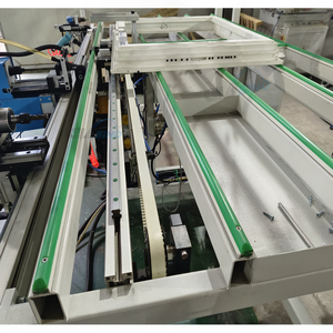 Table d'assemblage pour l'installation de quincaillerie de portes et fenêtres en PVC, conçue pour simplifier le poinçonnage, le rainurage et le vissage des fenêtres. - Product Image 4