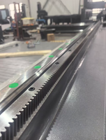 Graveur CNC robuste à 4 axes avec table rotative 4ème axe pour la fonderie, les moules, les modèles 3D, l'aérospatiale, les transports ferroviaires et l'usinage de composites
