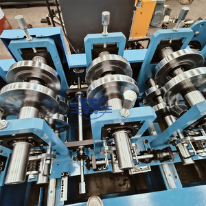Custom Adjust Size CZ Purlin Cold <b>Making</b> Channel Roll Forming <b>Machine</b> for Sale - Product Image 6
