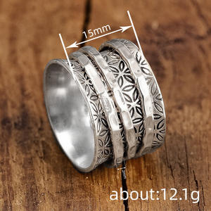 A055 Anello in Argento con Motivo Floreale Stile Bohémien, Gioiello Unisex alla Moda, Regalo Senza Incastonature di Pietre - Product Image 4