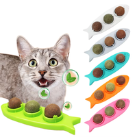 Schattig ecologisch kattenkauwspeeltje met meerdere smaken: kattenkruid+silvervine+gall fruit+katten snoep likbal, 360° draaibaar, aan de muur te bevestigen