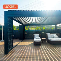 Pergola de luxe en aluminium à lames orientables pour cuisine extérieure au bord de la piscine, avec télécommande, revêtement poudré, étanche, design durable, pour ombrage et repas en plein air