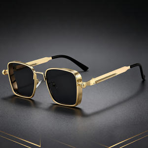 Gafas de Sol Cyberpunk 2025 con Protección UV400 para Hombre, Montura Metálica Cuadrada Grande Estilo Steampunk, Ligeras y Cómodas - Product Image 5