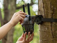 Caméra de chasse extérieure 4G avec carte SIM, grand panneau solaire et application UCON – Modèle Australie