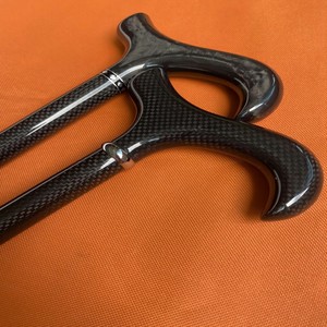Bastón de Senderismo de Fibra de Carbono con Punta de Goma, 2 Secciones - Product Image 5