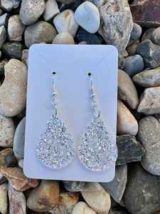Elegant <b>Resin</b> Earrings Lightweight Handmade Design Ideal For Parties Events And Casual Fashion Accessories - Product Image 2