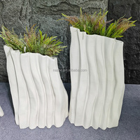 Pot de fleurs en fibre de verre au design unique et créatif, décoration pour hôtel, salon, jardin, pot de plantes pour l'intérieur et l'extérieur
