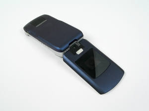 Precio barato para teléfono móvil con tapa clásica GSM desbloqueado Original para <span class=keywords><strong>Motorola</strong></span> Razr <span class=keywords><strong>V3</strong></span> v3i v3x - Product Image 5