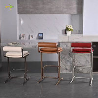 Nouveau tabouret de bar en métal en acier inoxydable de luxe simple et léger bar café KTV chaise de bar en cuir chaise haute