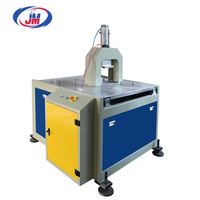 Machine de production de profilés de terrasse en WPC, PP, PE gaufrés à l'extérieur avec contrôle PLC, équipement de fabrication de revêtements de sol haute productivité