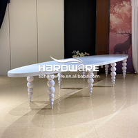 Ensembles blancs de luxe de table à manger de jambe de boule en métal de forme ovale pour des événements