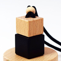 Flacon de parfum de voiture carré de 8ml en gros Diffuseur de parfum de voiture noir Désodorisant pour voiture avec bouchon en bois