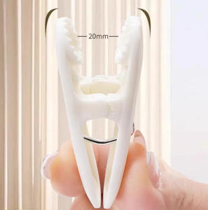 Pinces à linge multifonctionnelles en plastique à faible MOQ, résistantes au vent, <span class=keywords><strong>pour</strong></span> ligne à linge intérieure/extérieure - Product Image 3