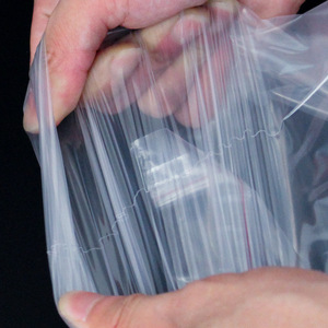Sacs auto-adhésifs transparents en plastique pour vêtements, sacs de rangement rectangulaires anti-poussière pour placard, organisateur d'emballage général - Product Image 5