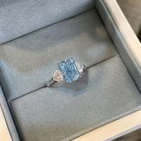Bague de fiançailles et de mariage personnalisée en or massif 14 carats avec diamant bleu de laboratoire certifié IGI taille Radiant 1 ou 2 carats – Joaillerie fine