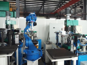 Robot de soudage à l'arc CNC industriel FURUOSI PLC Core, bras robotique à 6 axes avec servomoteur - Product Image 2