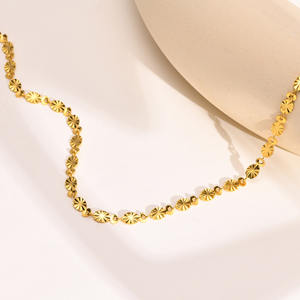 Aige-collar en relieve <span class=keywords><strong>de</strong></span> acero inoxidable para <span class=keywords><strong>mujer</strong></span>, cadena <span class=keywords><strong>de</strong></span> suéter simple, adornos <span class=keywords><strong>de</strong></span> estilo ins - Product Image 4