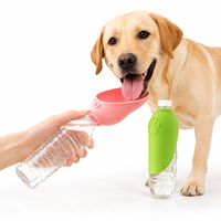 Bouteille d'eau pliable en silicone pour chien, distributeur d'eau avec clip de fixation pour bouteille, cordon pour chat, animal de compagnie, voyage en plein air, promenade