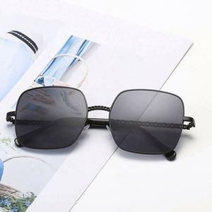 2019 Best Quality Vintage Metal <b>Chain</b> Frame <b>Mirror</b> Ladies Shades square Sunglasses - Product Image 1
