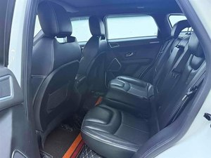 Venta Especial: Autos Usados Landwind X7 2.0T 2016 2017 2018 con Transmisión Automática, Amplio Stock, Envío Rápido - Product Image 4