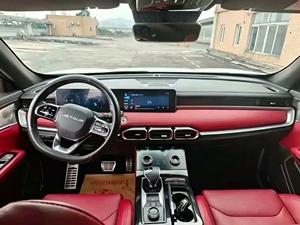Véhicule d'<span class=keywords><strong>occasion</strong></span> à faible kilométrage Jetour X70 PLUS, SUV intermédiaire haut de gamme, 1.5T <span class=keywords><strong>essence</strong></span>, traction avant, <span class=keywords><strong>7</strong></span> <span class=keywords><strong>places</strong></span> - Product Image 5