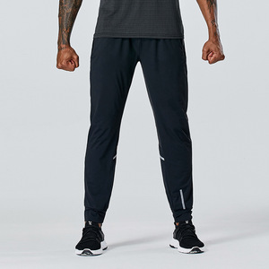 Logo personnalisé 150 GSM Respirant Fitness Avec Poches Pantalon <span class=keywords><strong>de</strong></span> Salon Workout Running Nylon Pantalon <span class=keywords><strong>de</strong></span> Survêtement pour Hommes - Product Image 2