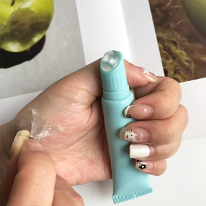 Baume à lèvres <span class=keywords><strong>exfoliant</strong></span> <span class=keywords><strong>doux</strong></span> et hydratant en profondeur de marque propre - Product Image 1